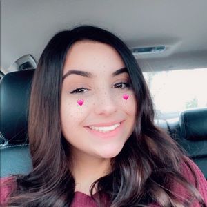 Meet your Posher, Melissa